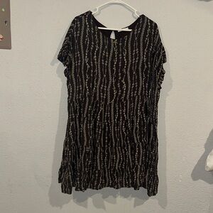 Chic Black and Gold Midi Dress